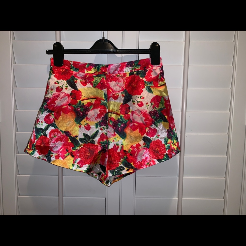 Petite Pink Printed Shorts